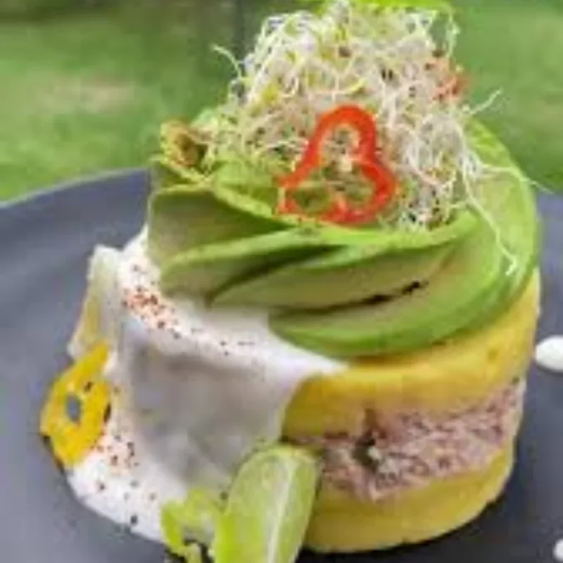 causa de atún